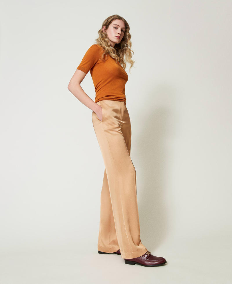 Scee by twin set Pantaloni straight leg in raso Ultimi due giorni