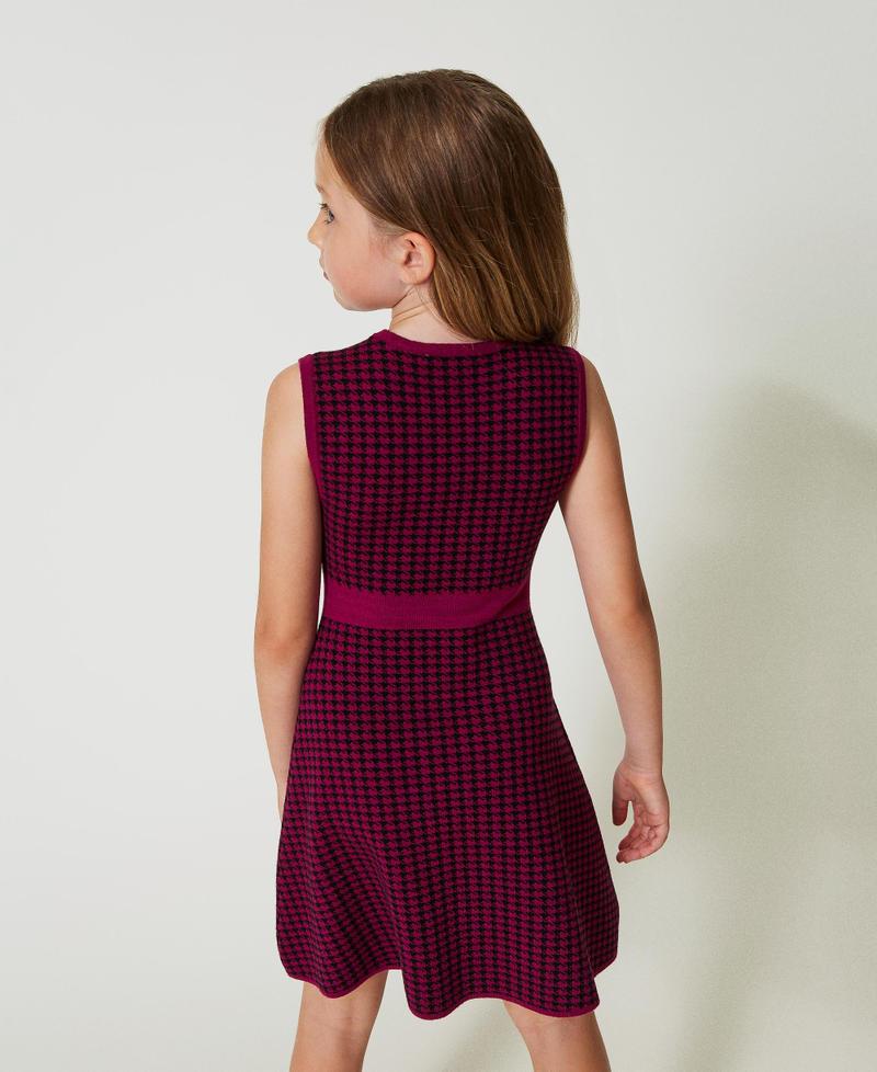 Scee by twin set Abito corto in maglia jacquard pied de poule 50% di sconto per tempo limitato