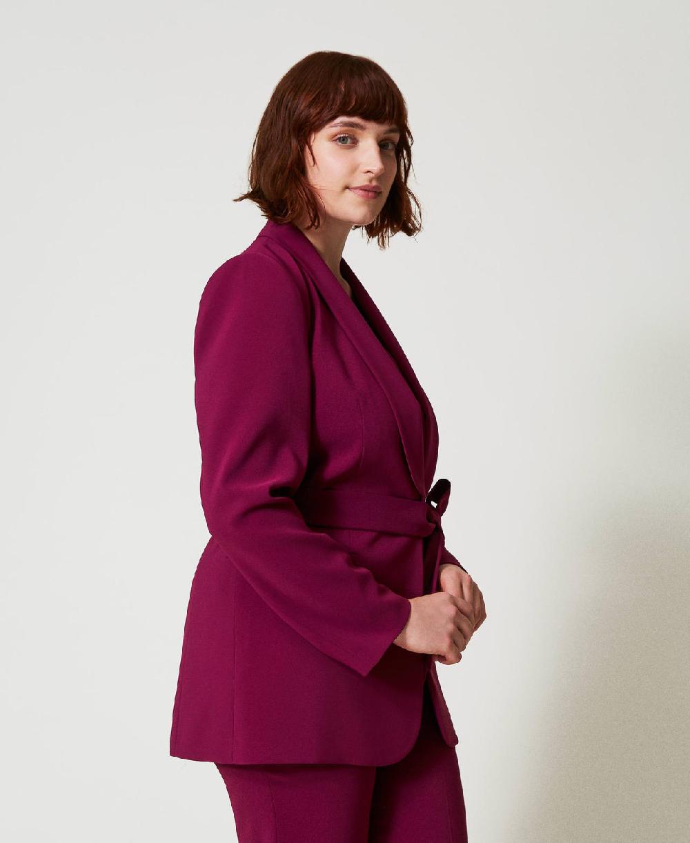 Scee by twin set Giacca blazer con cintura e catena Oval T Offerta Anniversario