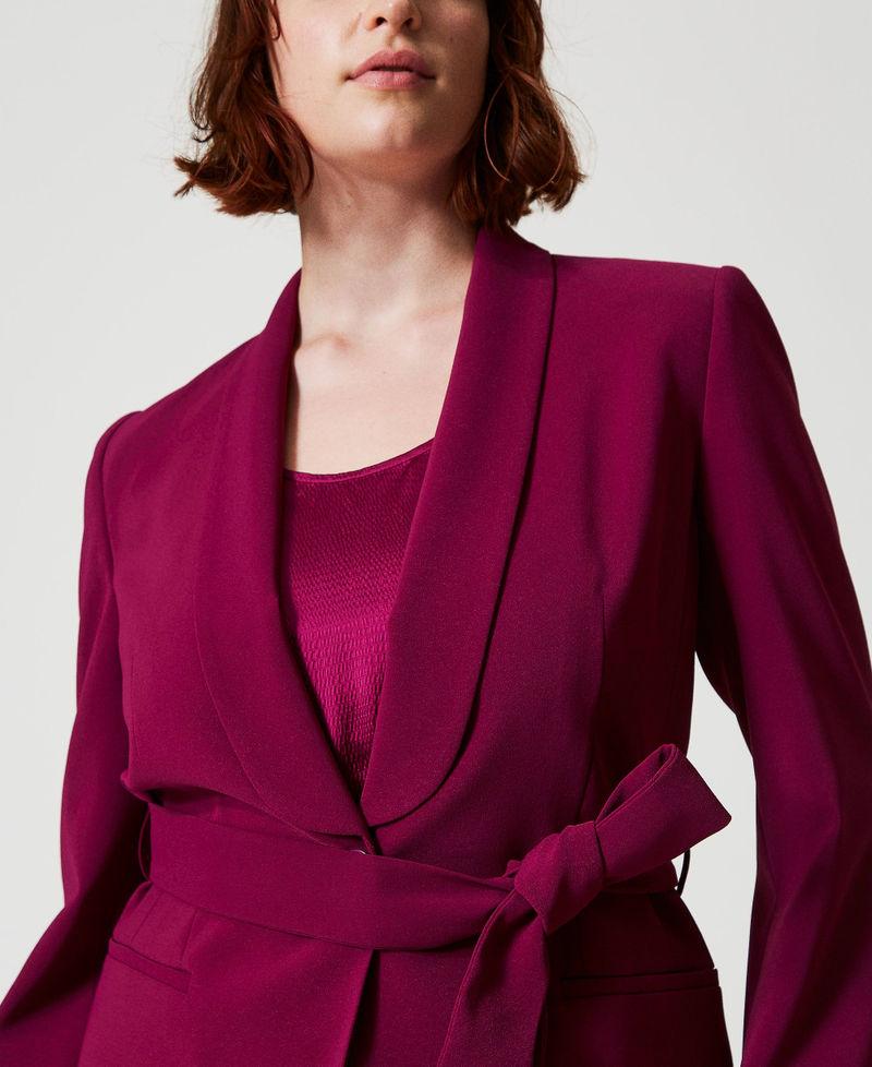 Scee by twin set Giacca blazer con cintura e catena Oval T Offerta Anniversario