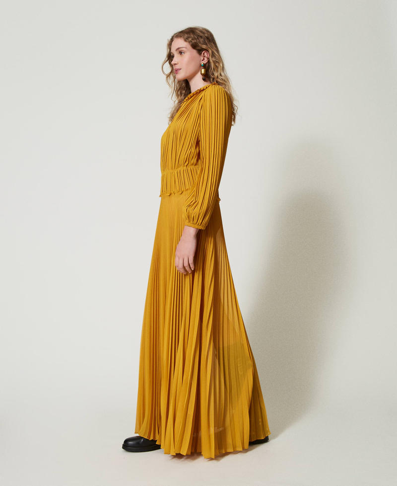 Scee by twin set Abito lungo in georgette plissé Grandi sconti