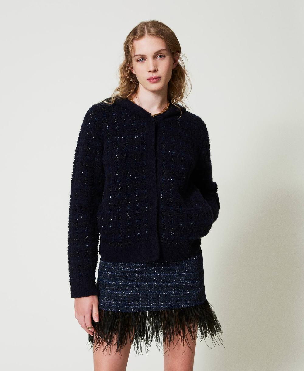 Scee by twin set Minigonna bouclé con piume Comprane uno, ottenene uno gratis