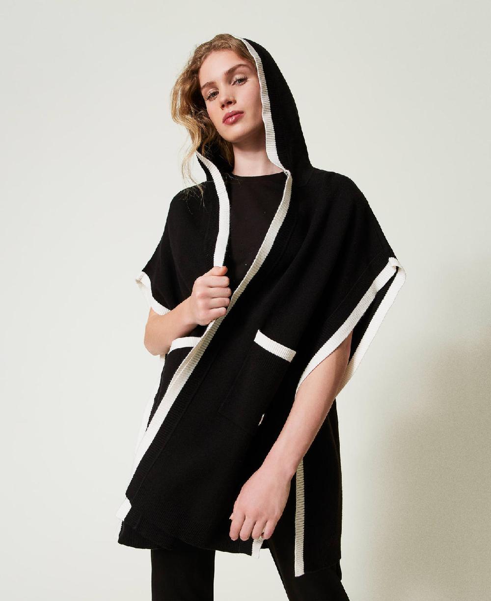 Scee by twin set Poncho in maglia con tasche Pezzi Unici