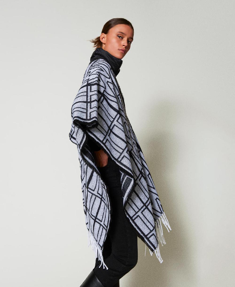 Scee by twin set Poncho jacquard con logo In Vendita