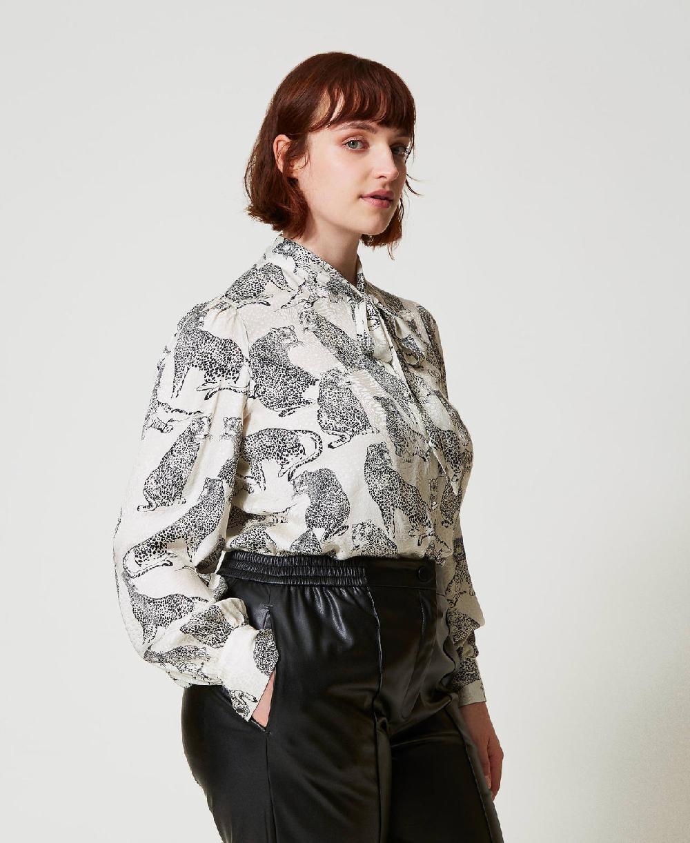 Scee by twin set Camicia jacquard con stampa giaguaro Qualità Garantita