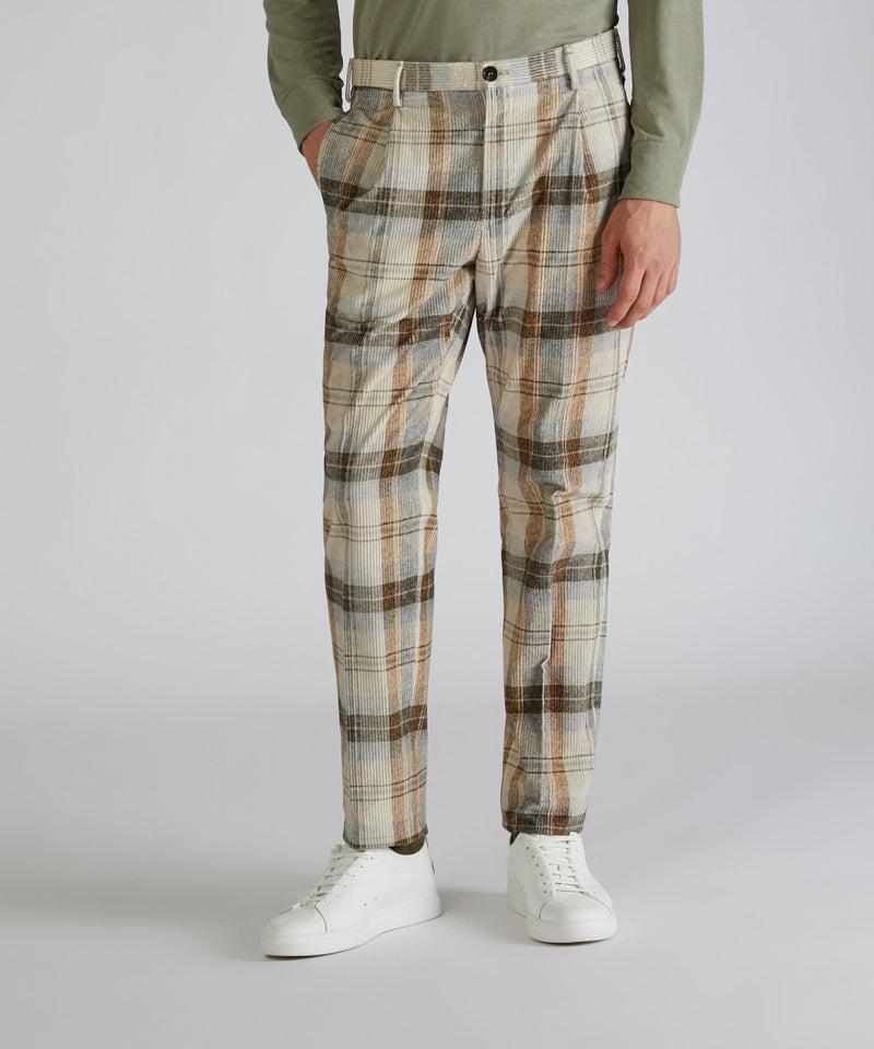 Slowear Pantaloni tapered fit in velluto a coste Offerta settimanale
