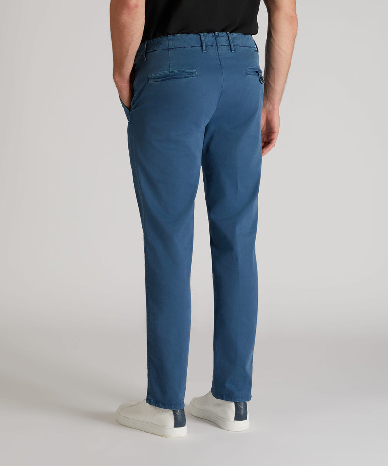 Slowear Pantalone slim fit in gabardina stretch certificata 2025