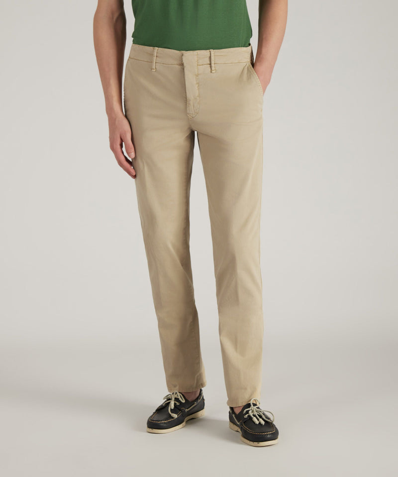 Slowear Pantalone slim fit in gabardina stretch certificata 2025