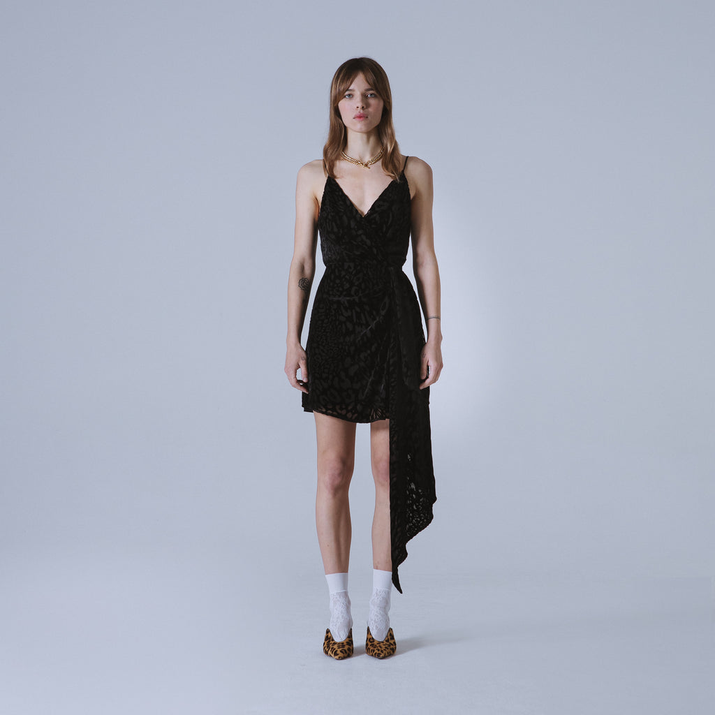 Sveta Milano Abito Miami in velluto nero In Linea
