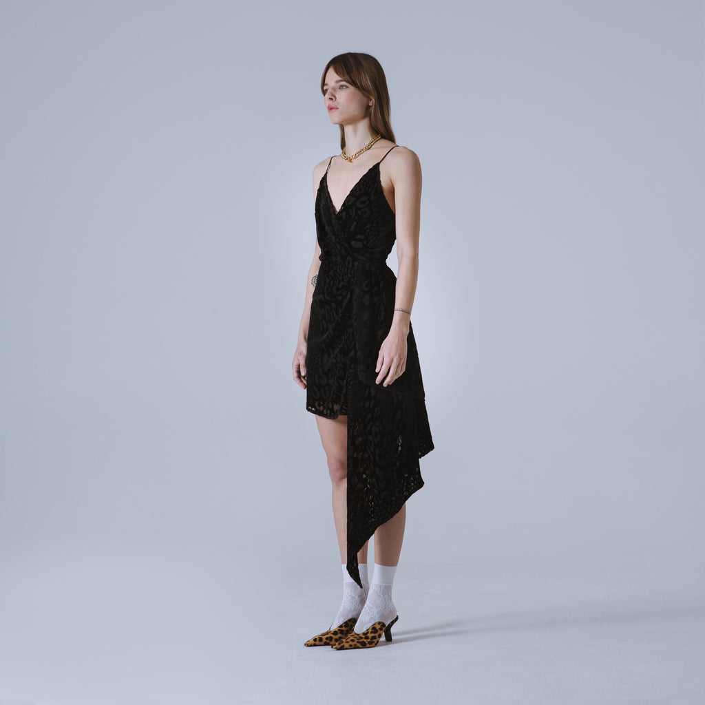 Sveta Milano Abito Miami in velluto nero In Linea