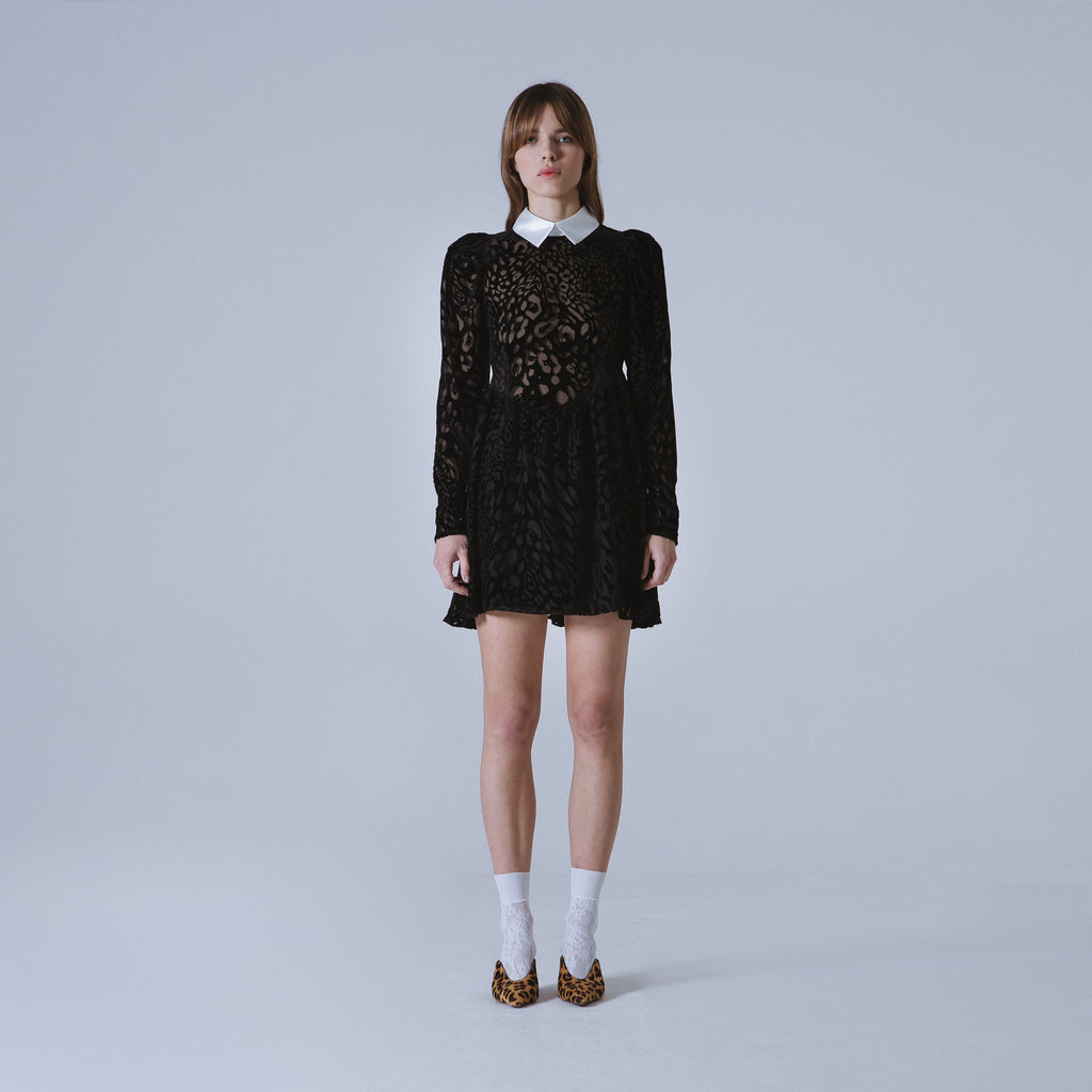 Sveta Milano Abito Oxford con motivo leopardo su velluto nero Negozi Online