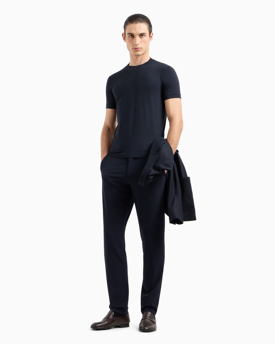 ﻿The world of armani T-SHIRT GIROCOLLO ICON IN JERSEY DI VISCOSA STRETCH Offerta
