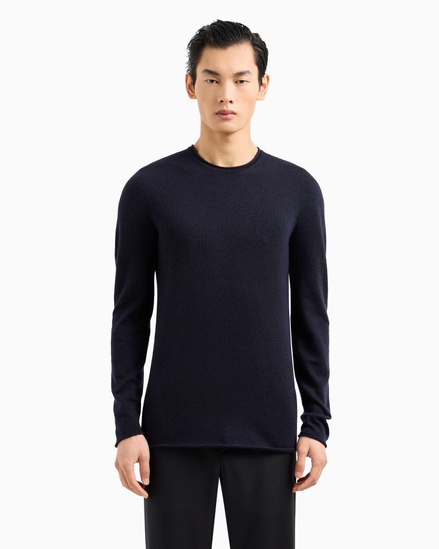 The world of armani MAGLIA GIROCOLLO ICON IN INTERLOCK DI CASHMERE 2025