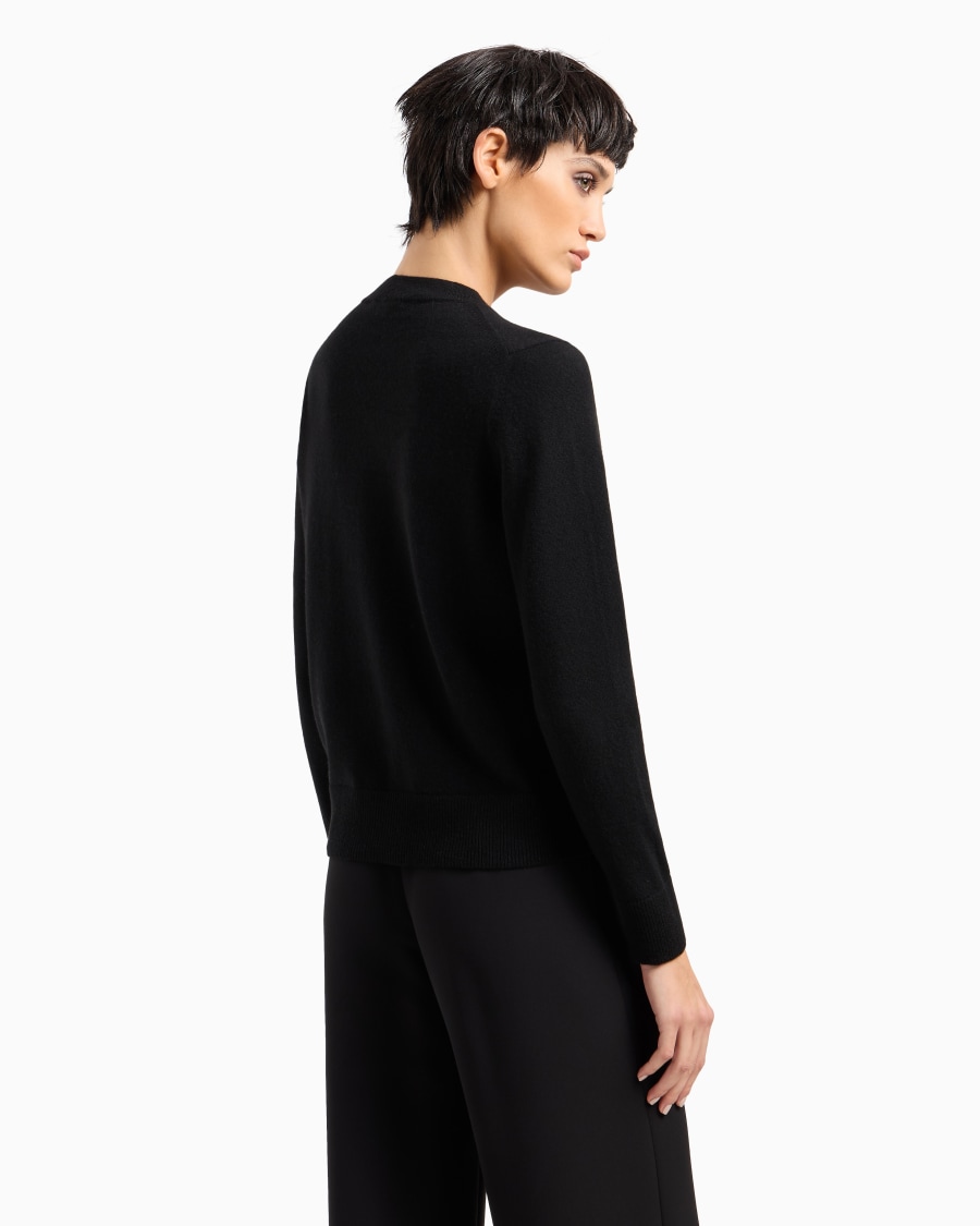 The world of armani MAGLIONE IN CASHMERE CON PROFILI A COSTE In Vendita