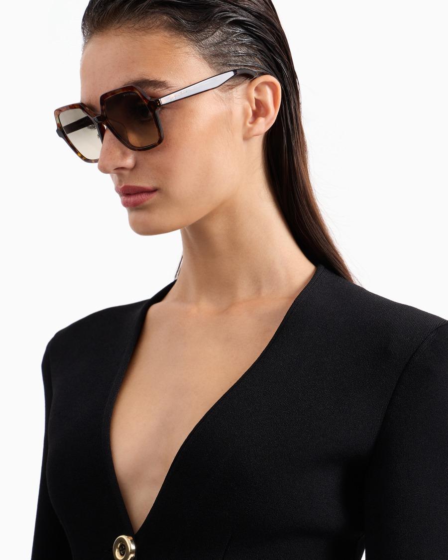 The world of armani OCCHIALI DA SOLE 2025