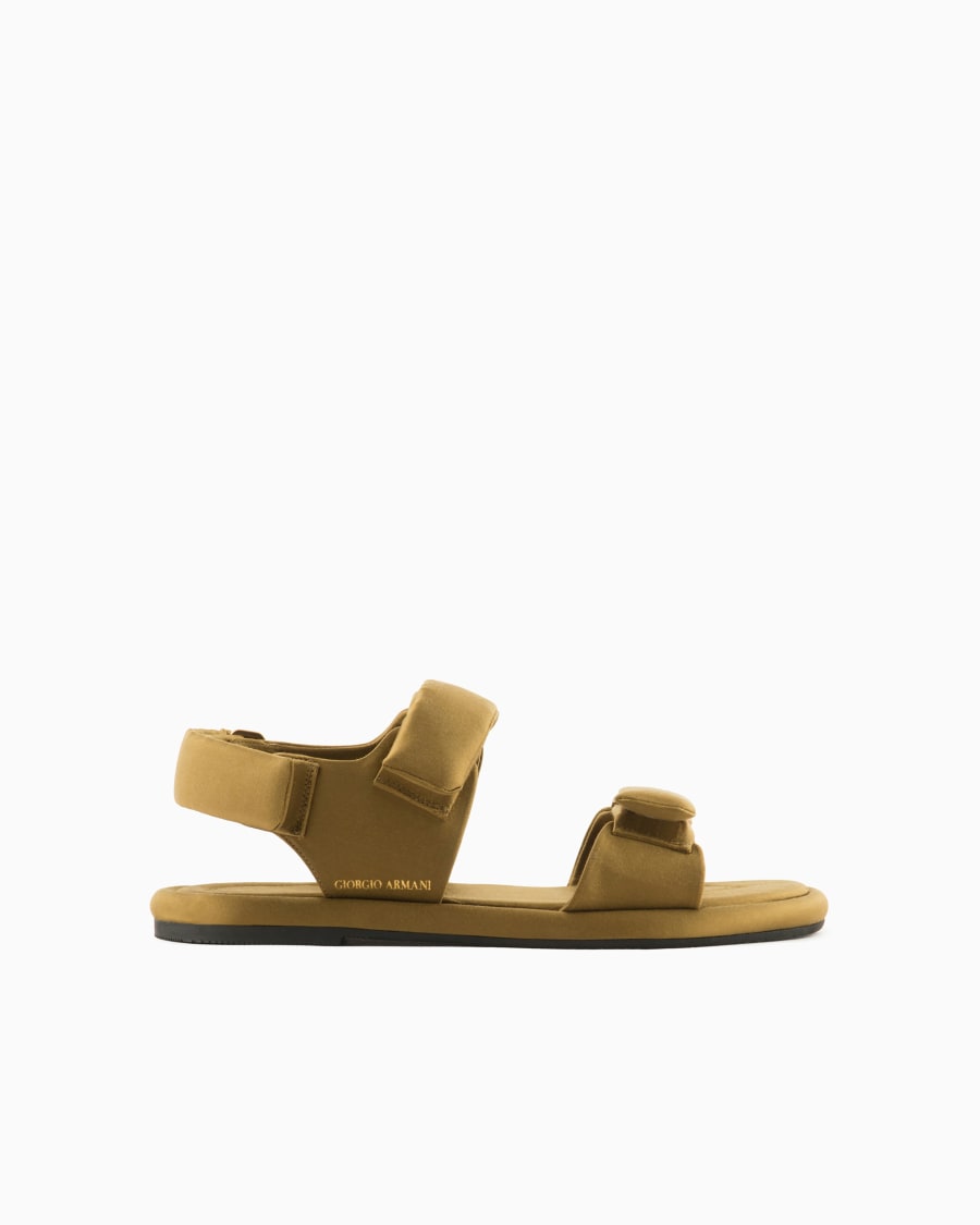 The world of armani SANDALI FLAT IN RASO IMBOTTITI