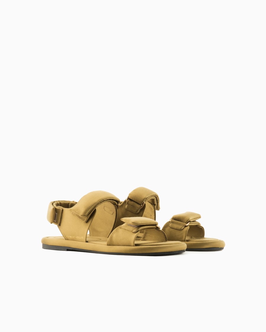 The world of armani SANDALI FLAT IN RASO IMBOTTITI Prezzo Ridotto
