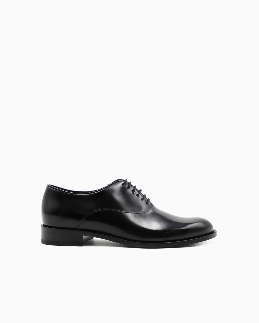 The world of armani DERBY IN PELLE