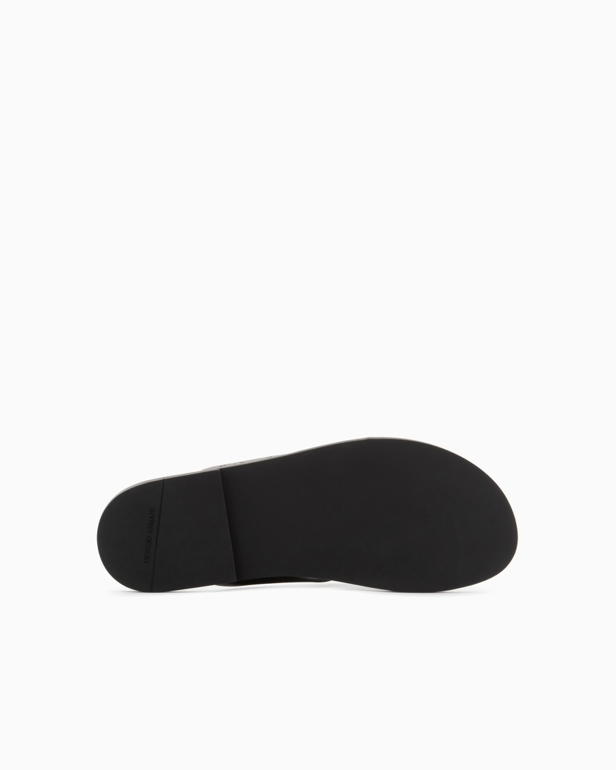 The world of armani SANDALI CROSS IN PELLE E NASTRO BICOLORE Offerta