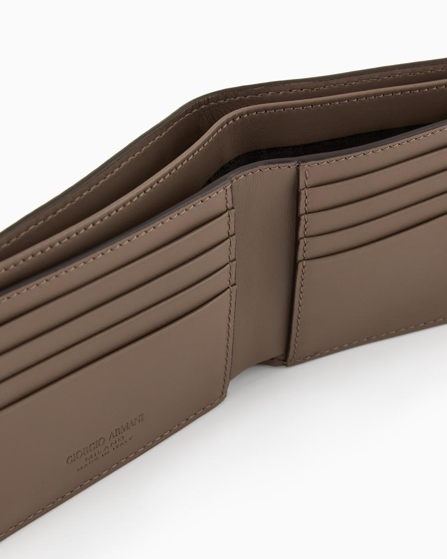 The world of armani PORTAFOGLI BIFOLD IN PELLE STAMPATA 2025