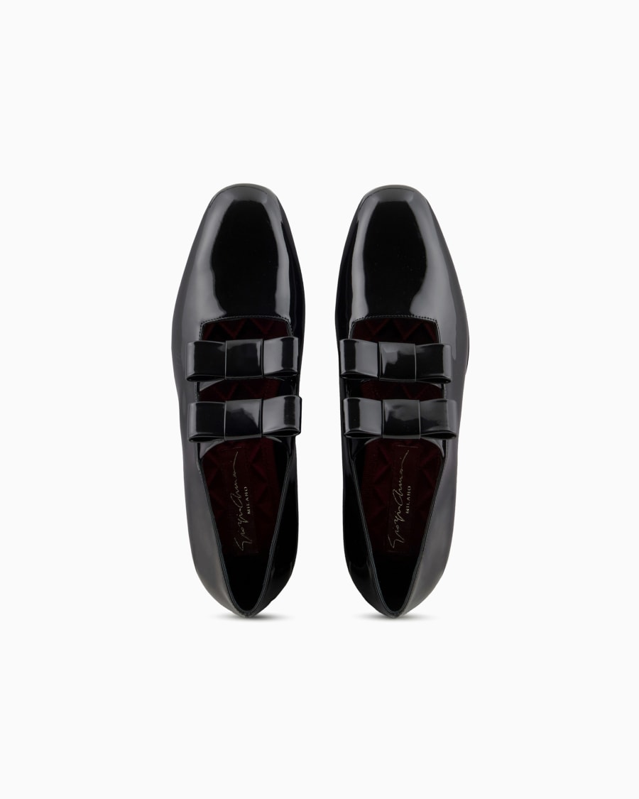 The world of armani BALLERINE IN VERNICE CON DETTAGLIO FIOCCHI Pezzi Unici