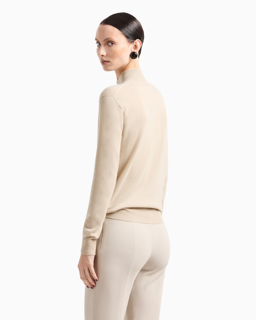 The world of armani MAGLIA CON COLLO A LUPETTO IN CASHMERE Offerta