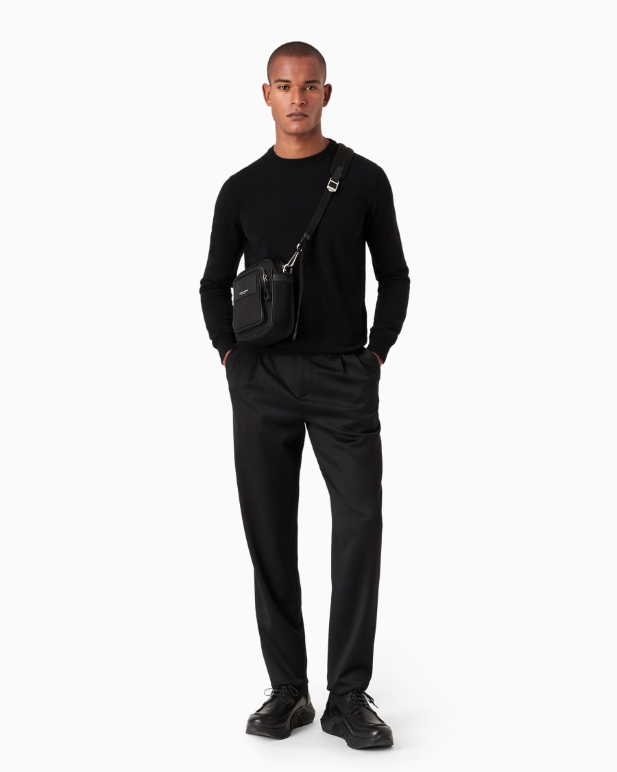 The world of armani MAGLIA GIROCOLLO IN CASHMERE Promozione