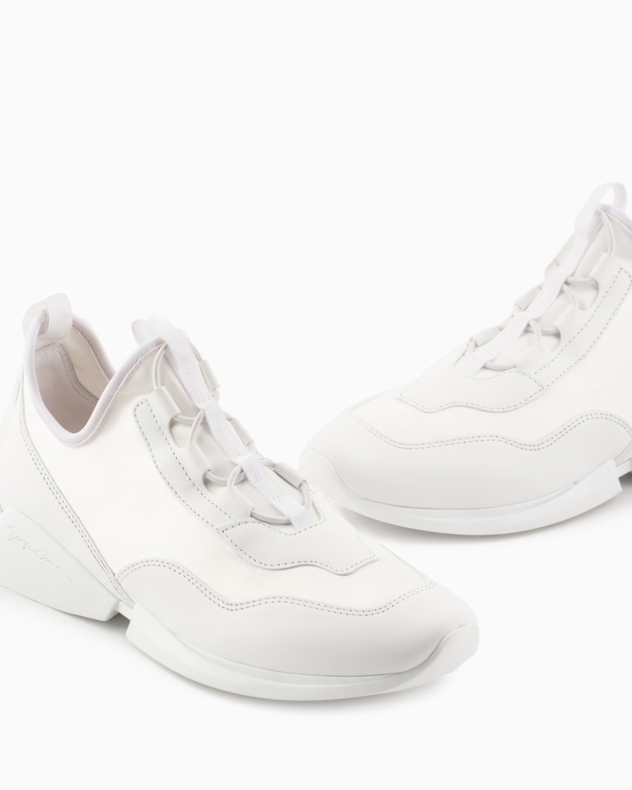 The world of armani SNEAKERS IN TESSUTO TECNICO E PELLE 2025