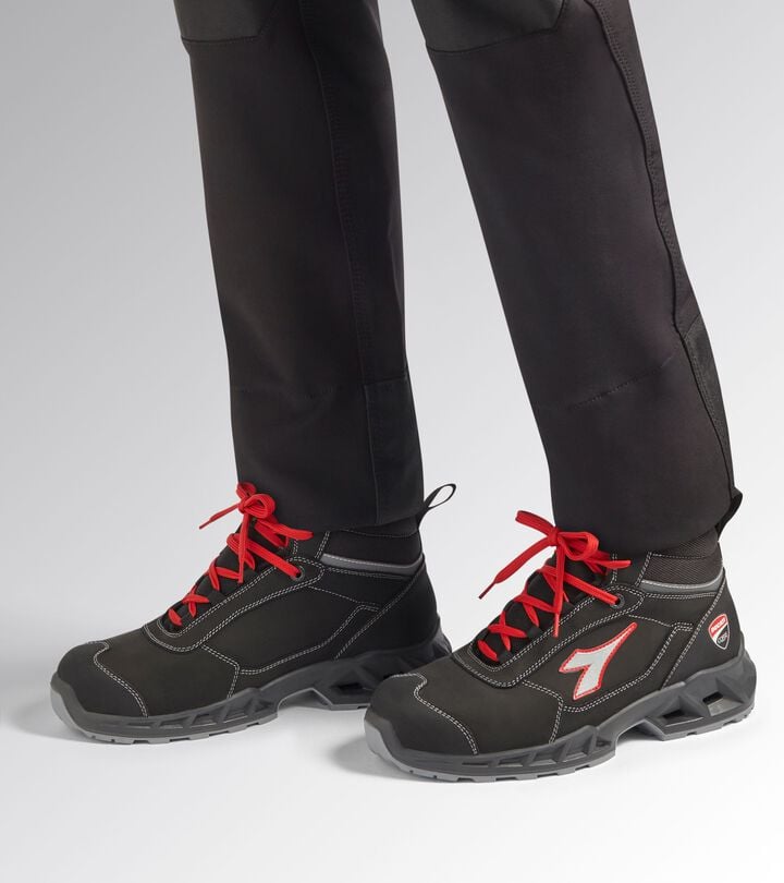 Utility Diadora SHARK ENGINE MID S3S FO SR ESD Scarpa antinfortunistica alta Affare Del Giorno