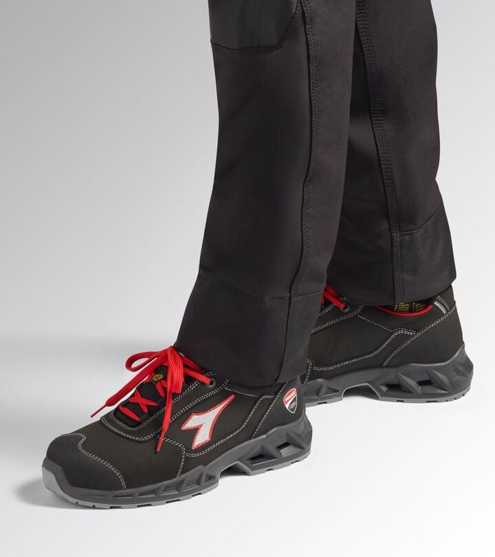 Utility Diadora SHARK ENGINE LOW S3S FO SR ESD Scarpa antinfortunistica bassa Prezzo Ridotto