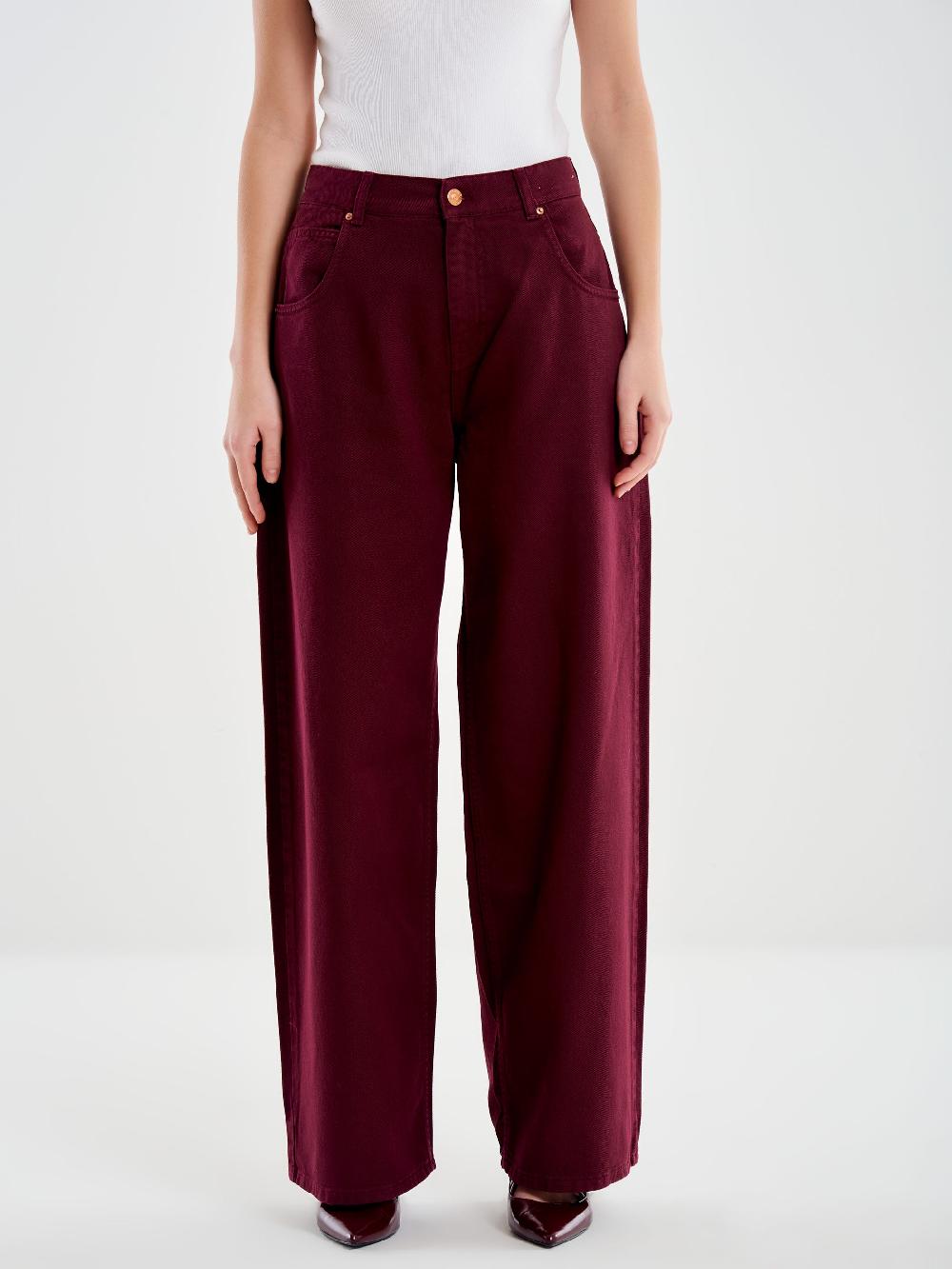 Vicolo Jeans Mia Relaxed Bordeaux Bordeaux In Linea