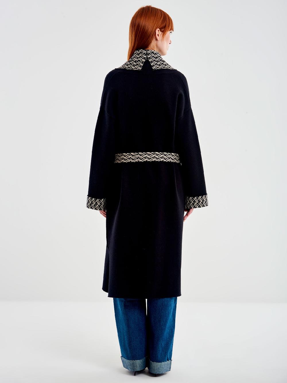 Vicolo Cappotto in Maglia Nero In Linea