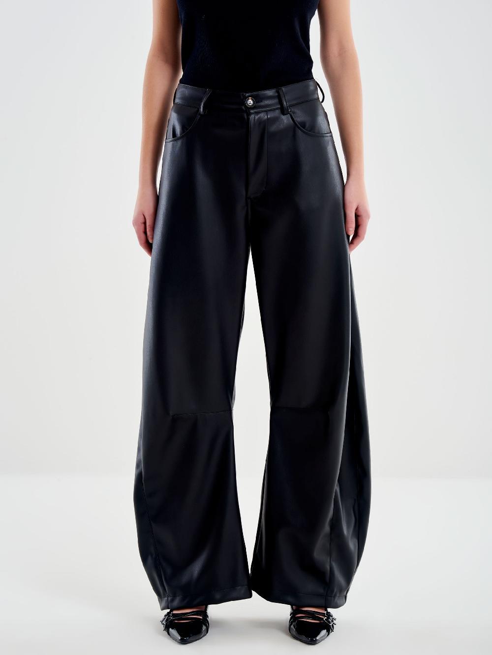 Vicolo Pantalone Ecopelle Loose Fit Nero Presa