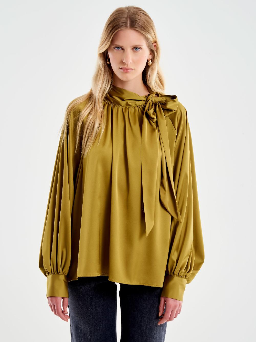 Vicolo Camicia Over Satin con Fiocco Militare Presa