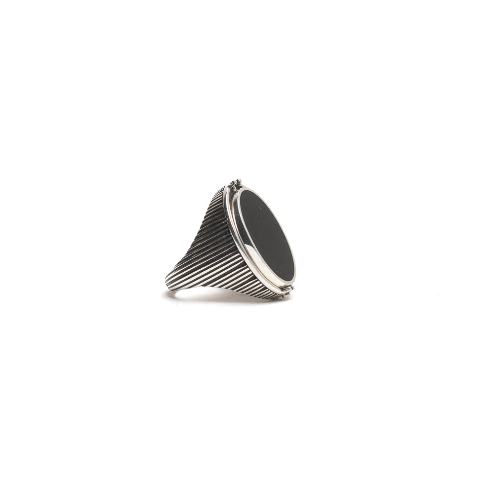 D'AMICO Anello Ovale Girevole Millerighe + Lacca Sconto